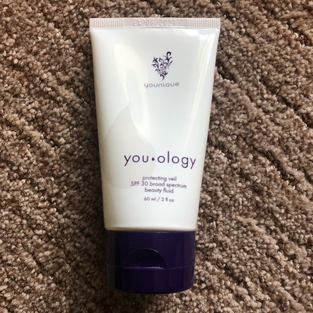 Younique You•ology Protecting Veil